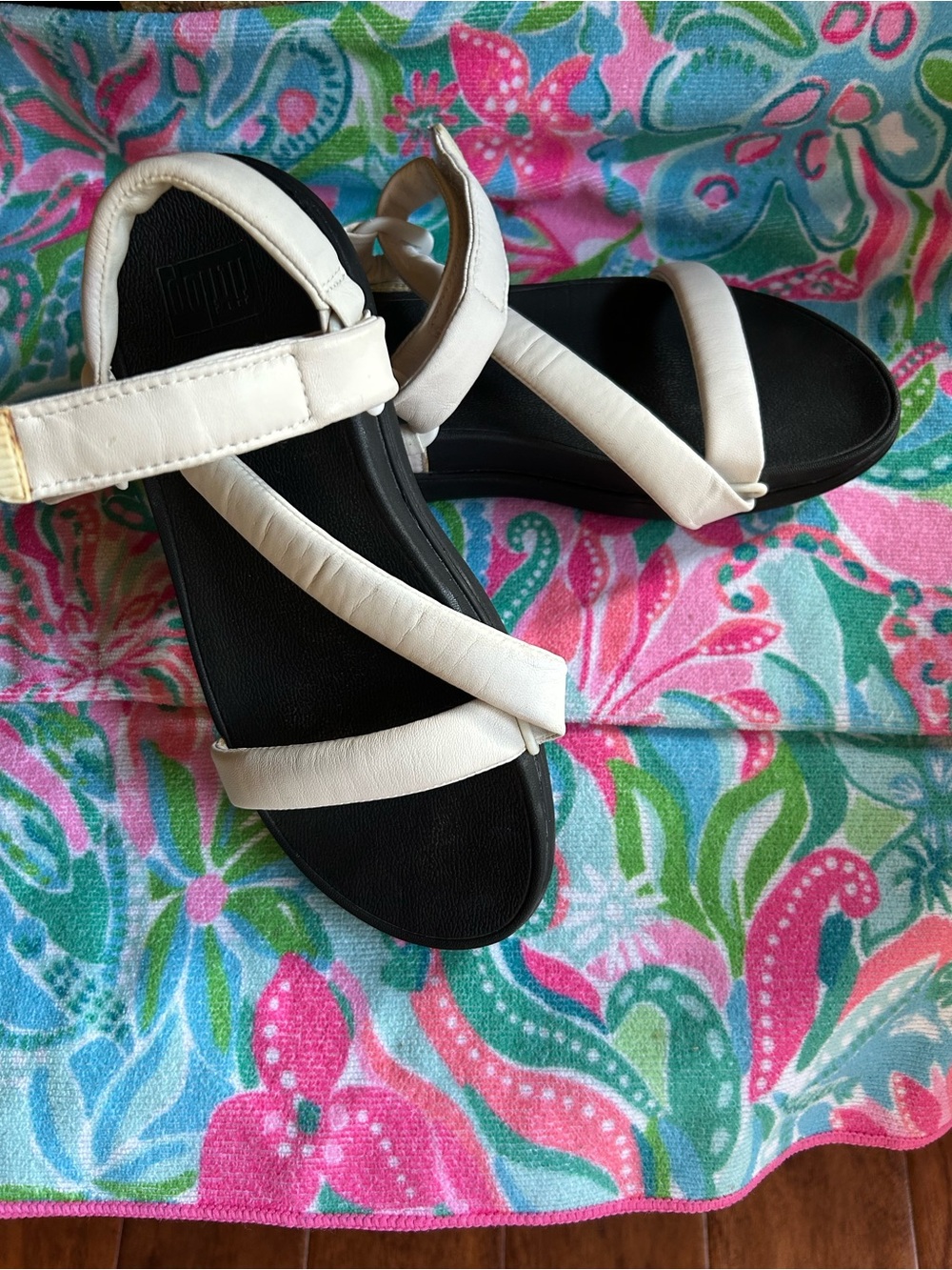 Fitflop Sandals. - Picture 3 of 5